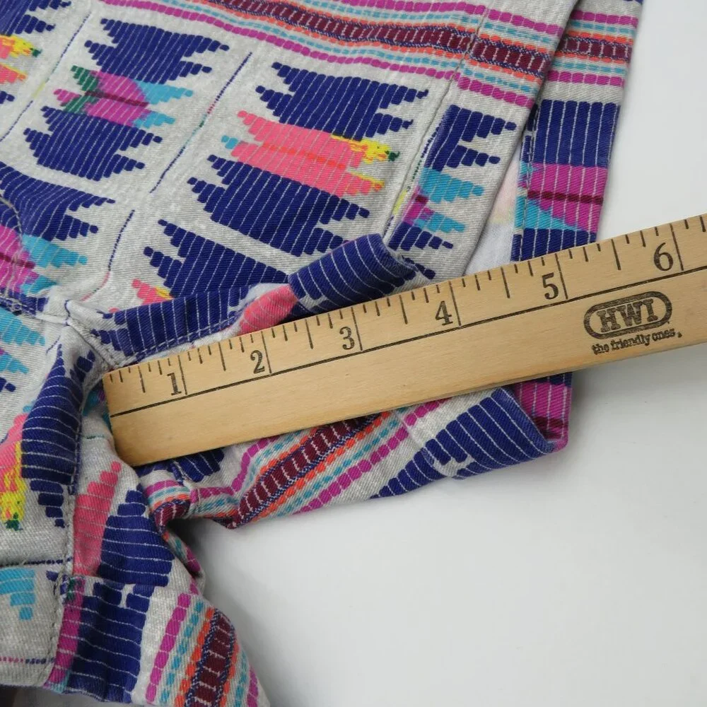 American Eagle Shorts Womens Size 0‎ Stretch Midi Shorts Aztec Print Short Booty
